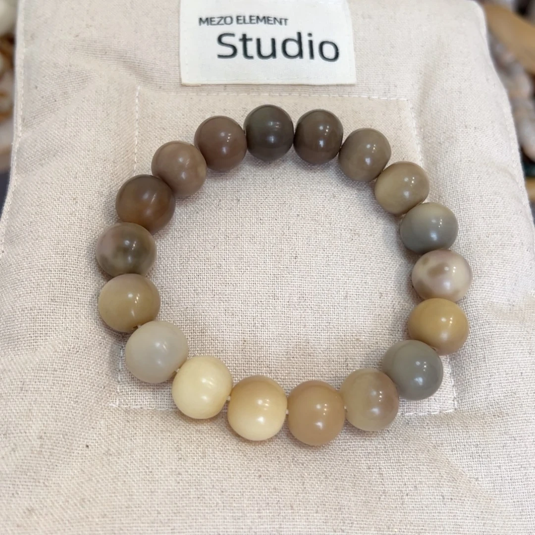 吊坠菩提根/象牙果267卡14微瑕