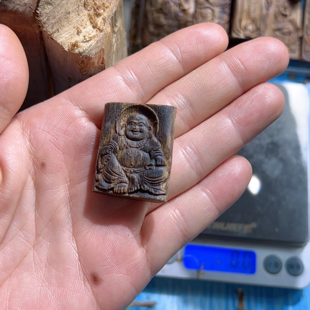 沉香吊坠白棋弥勒4.7克