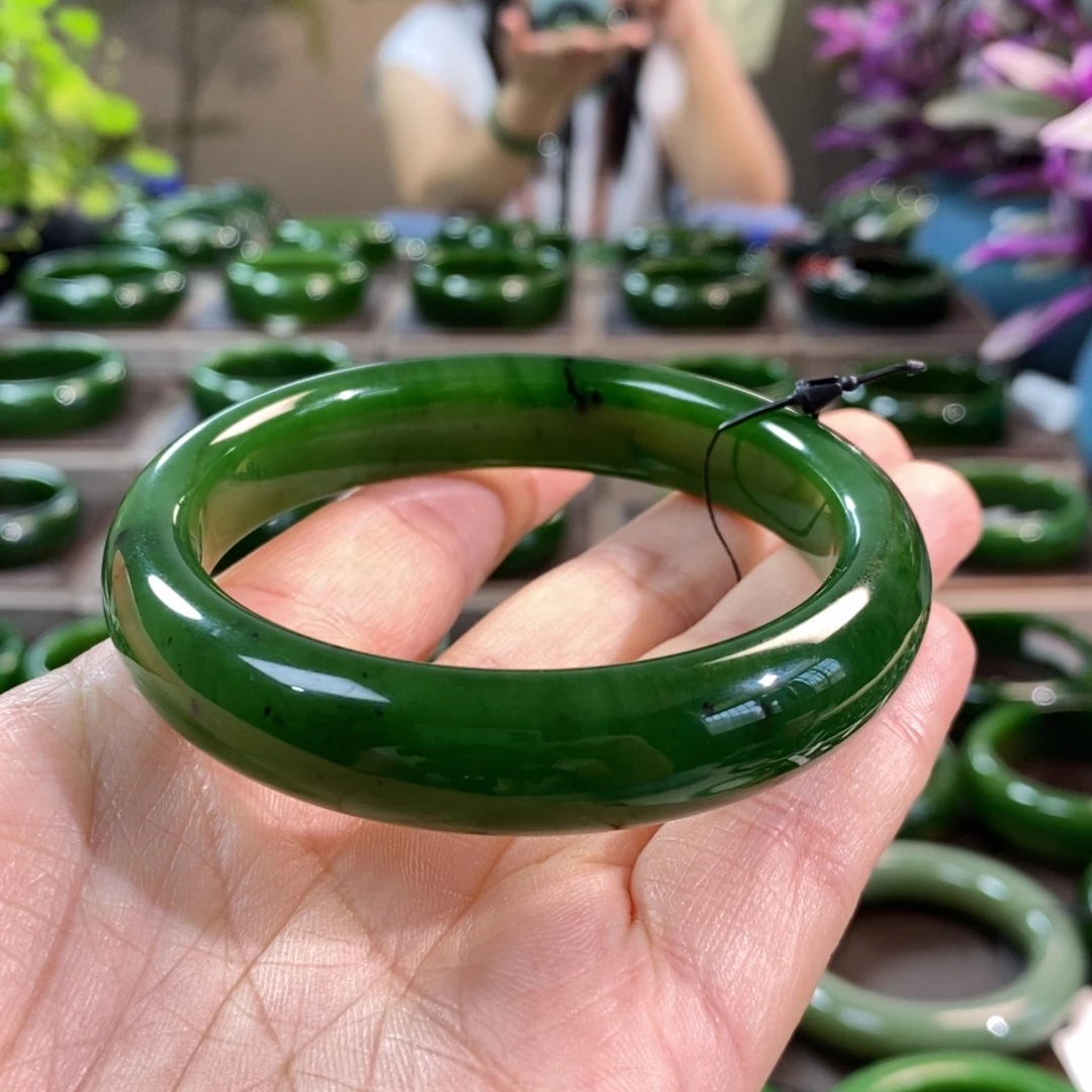 和田玉（碧玉）手镯未镶嵌