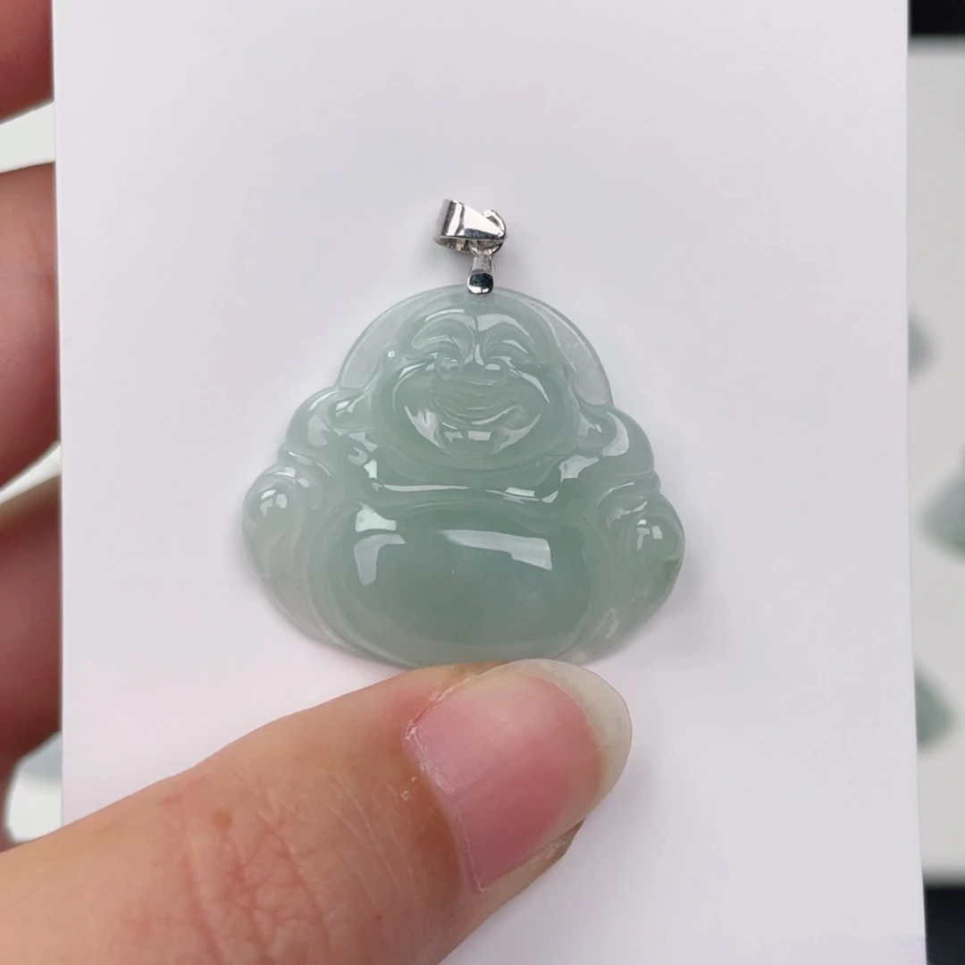 翡翠未镶嵌颈饰佛公