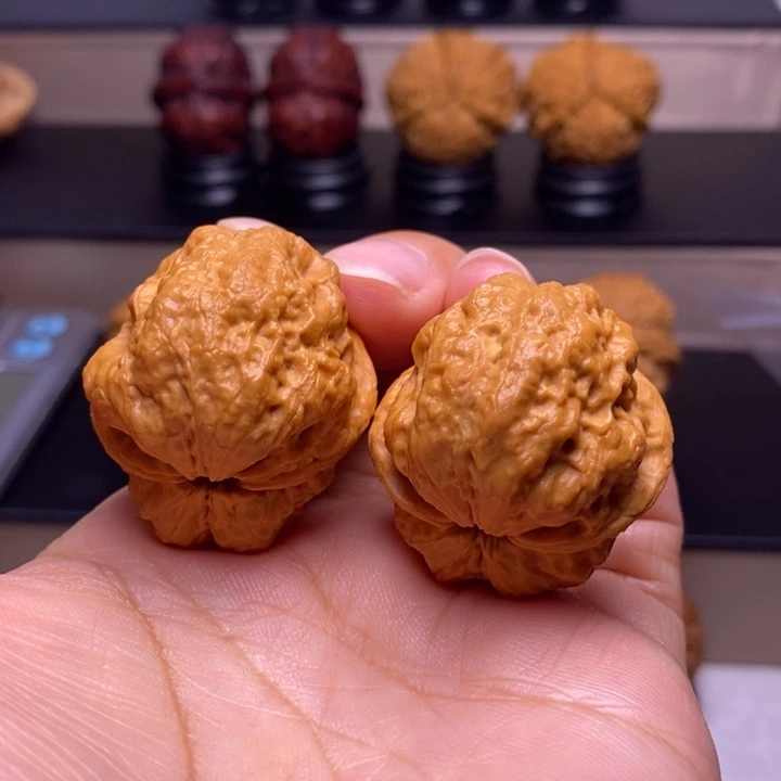 把件文玩核桃玉龙金蟾21