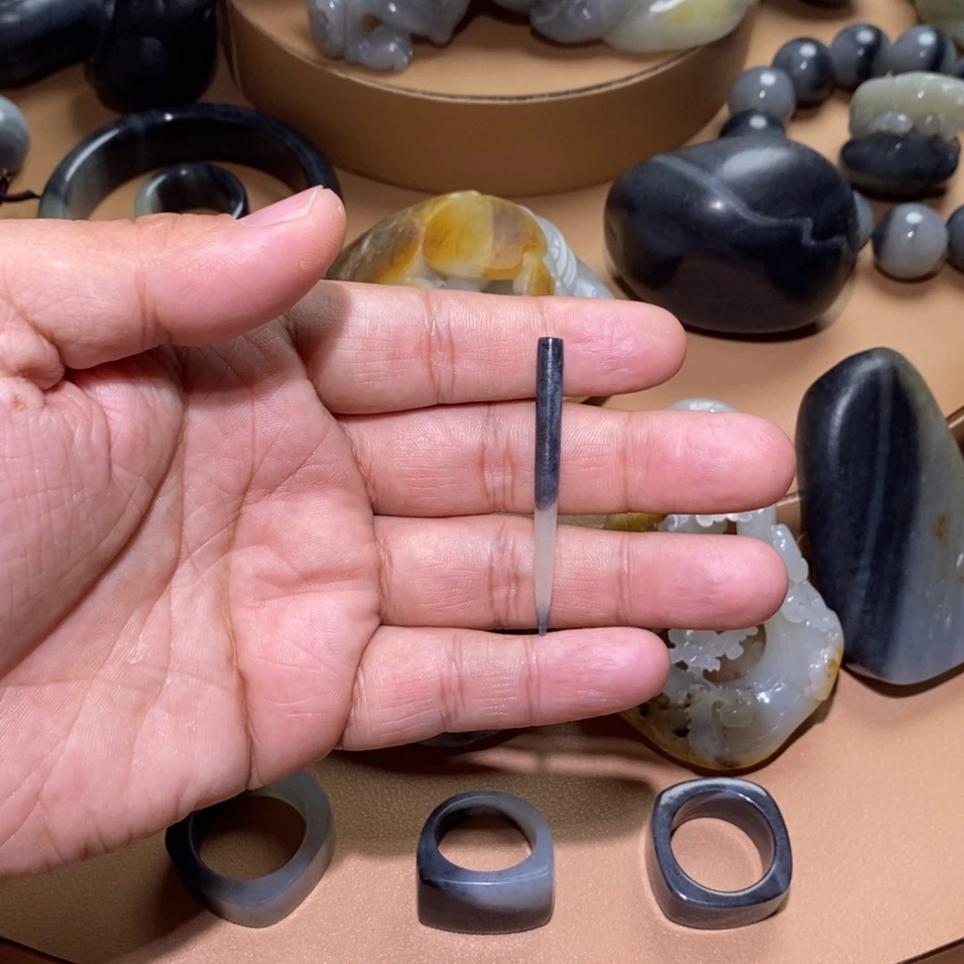 未镶嵌和田玉挂件