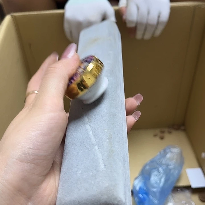 瓷片洋*头这是一个人的