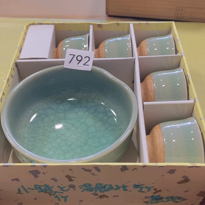盖碗瓷器制作工艺精湛