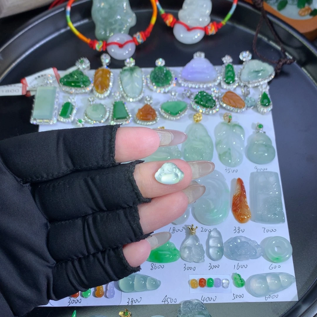 翡翠未镶嵌吊坠(不含链)冰舒佛