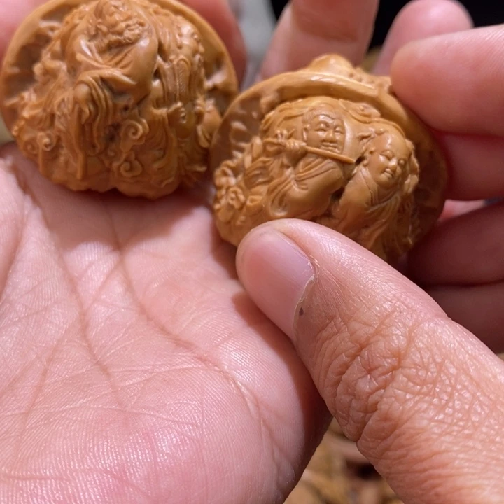 核桃把件小*友纯手工雕刻文玩核桃