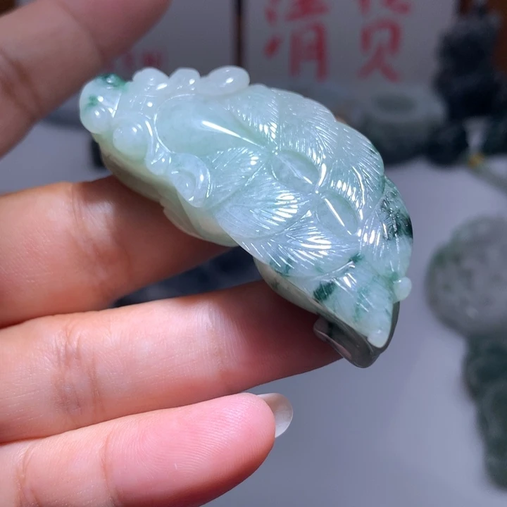 翡翠未镶嵌颈饰保真天然A货翡翠