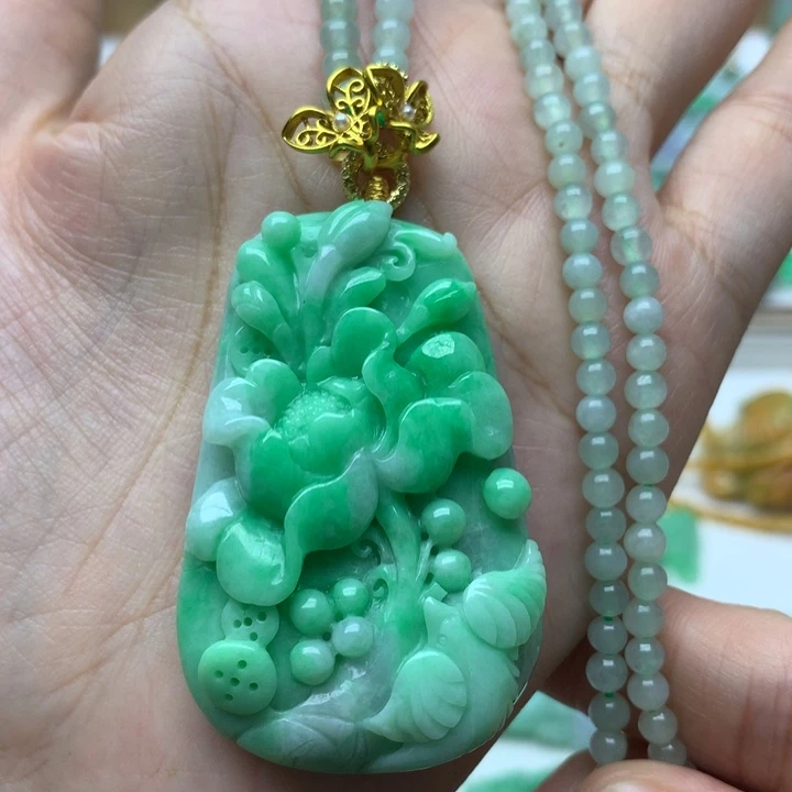 颈饰未镶嵌翡翠翡翠