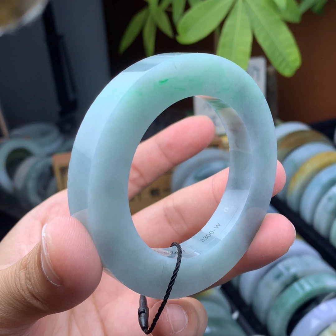 未镶嵌手镯定制翡翠定制手镯
