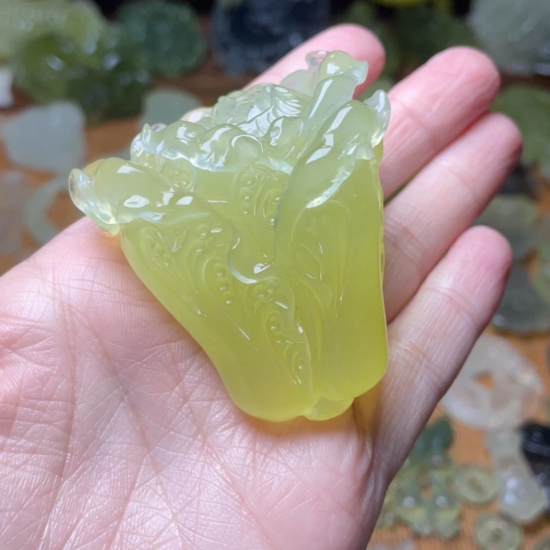 蛇纹石玉未镶嵌手把件