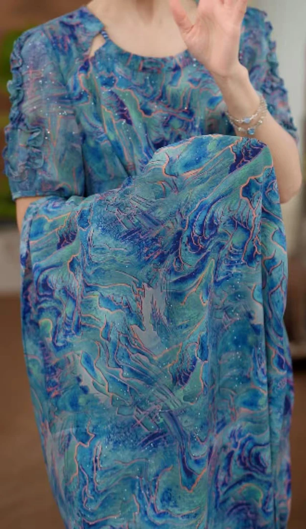 HW-【千里江山】2025新款圆领抽皱袖子收腰连衣裙