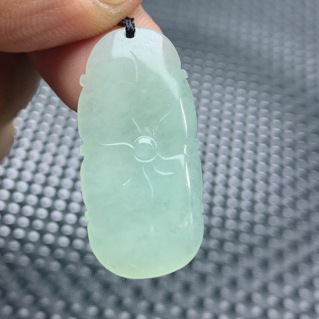 缅甸翡翠a货天然晴水绿满色小荷叶女款挂坠浅绿吊坠飘绿满绿冰透