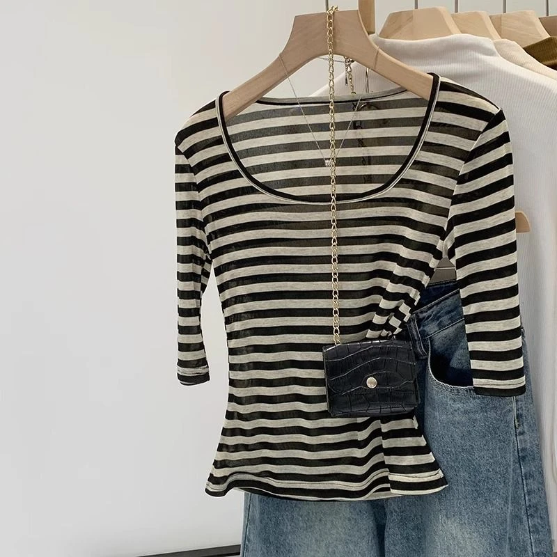 莱赛尔天丝条纹正肩短袖T恤女夏2025新款五分袖漂亮修身中袖上衣