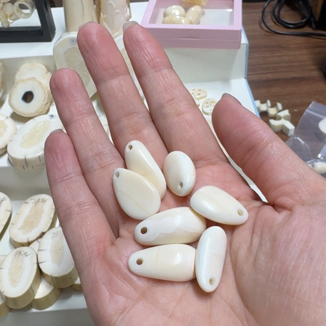 琉璃/树脂/塑料类胖皮肉配饰