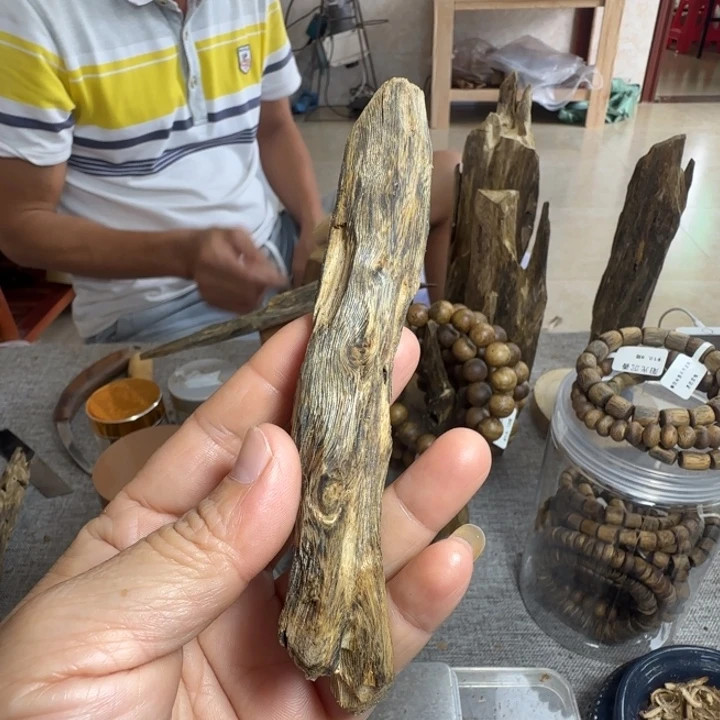 沉香碎屑沉香25克