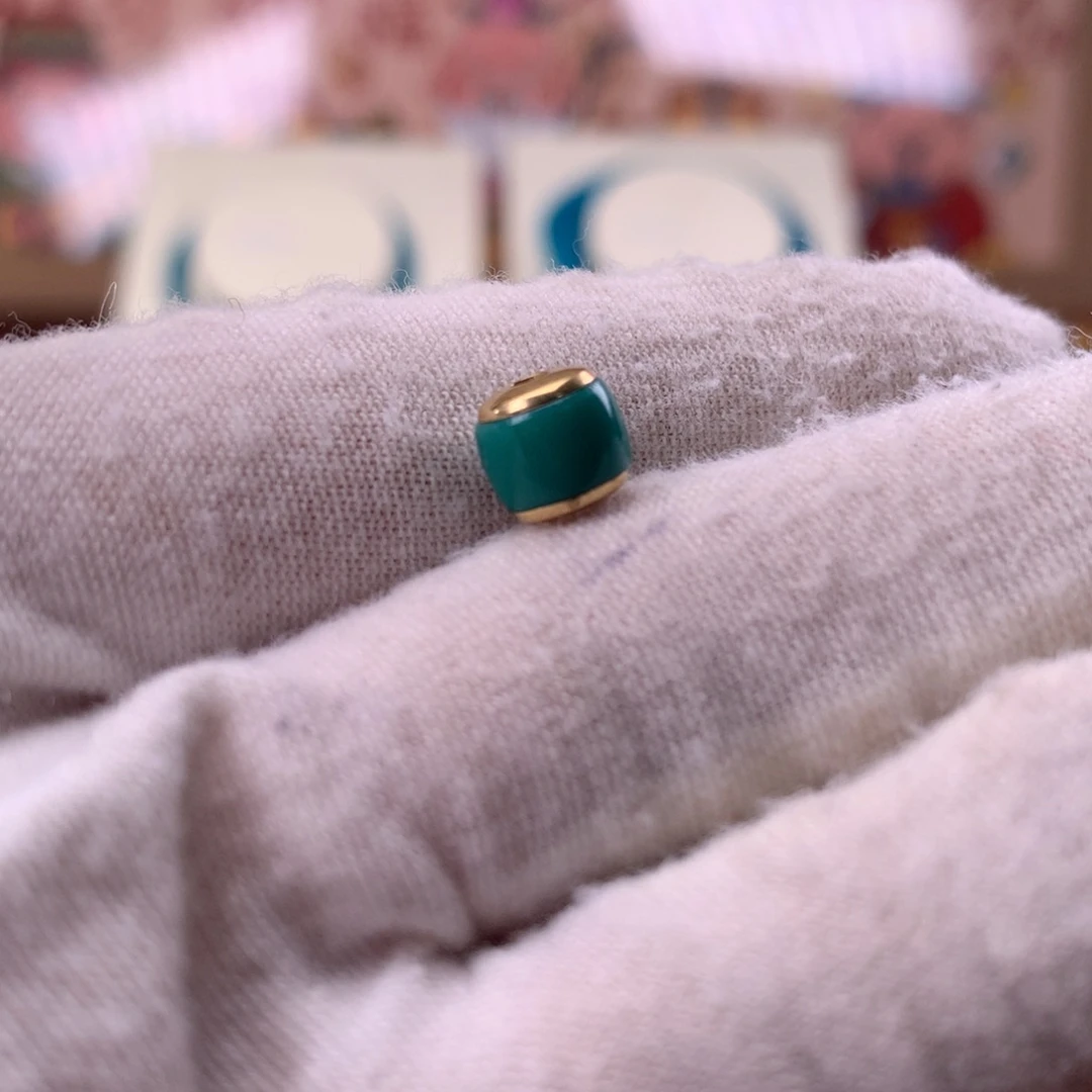 绿松石配饰D15未镶嵌很*秘