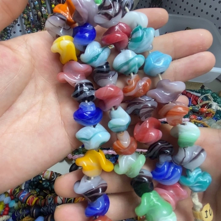 颈饰琉璃彩色中号妞妞