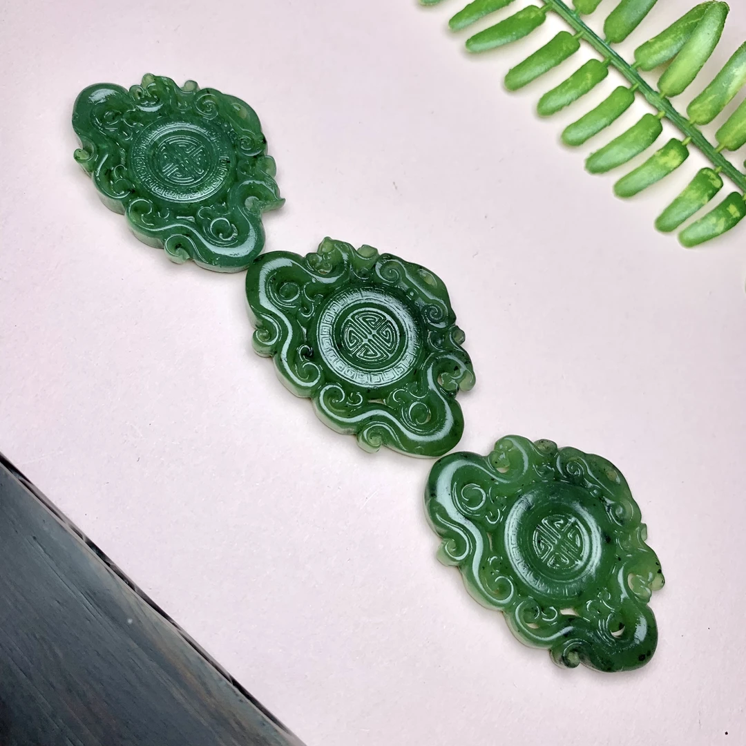（程总专属）和田碧玉锁吊坠多样性发货拍一发一