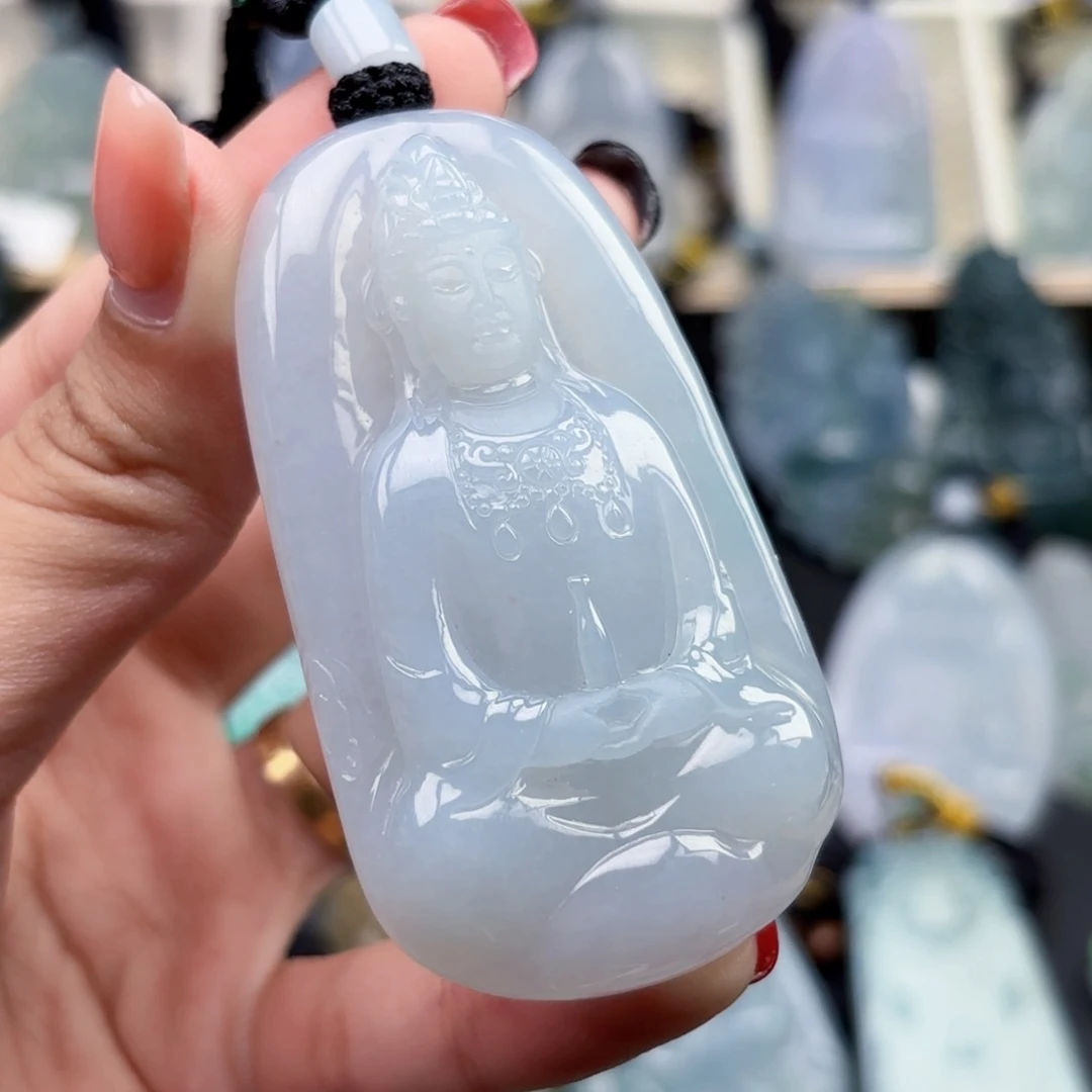 翡翠未镶嵌颈饰素衣