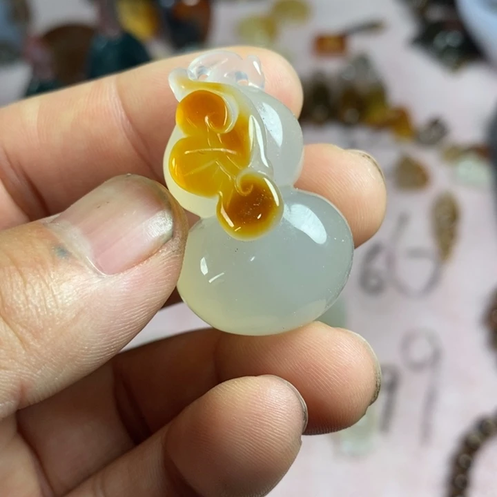 美****未镶嵌玛瑙/玉髓珠宝奇石