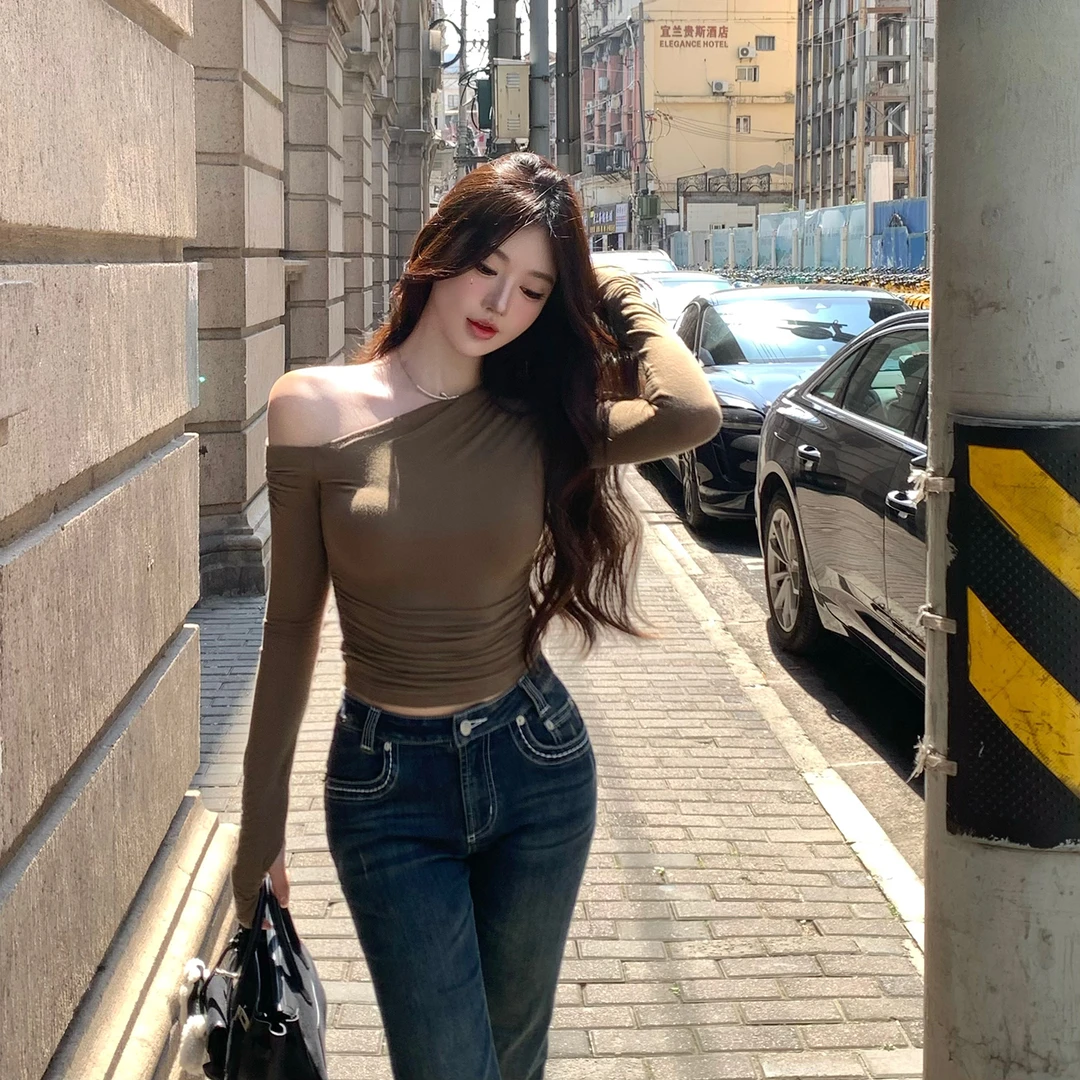 FBB limit斜肩不对称设计捏褶微透长袖T恤女气质温柔上衣D251037A