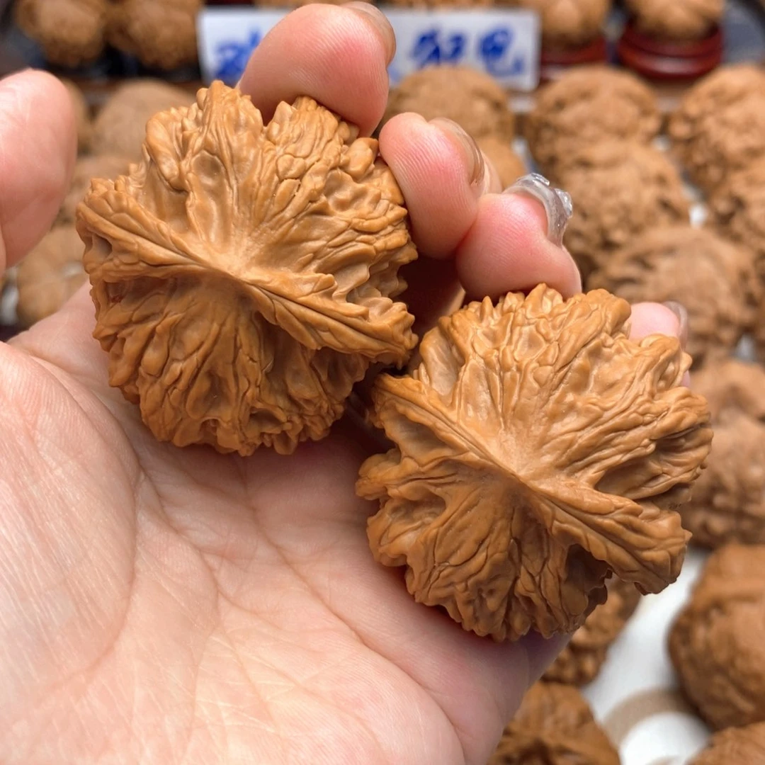 【闪购商品】文玩核桃把件43尺平谷八大筋
