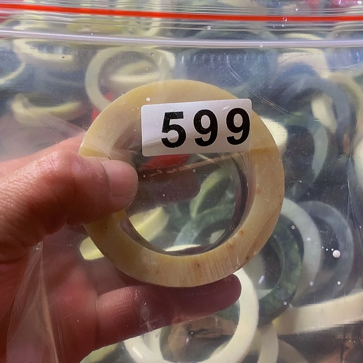 蛇纹石玉原未镶嵌