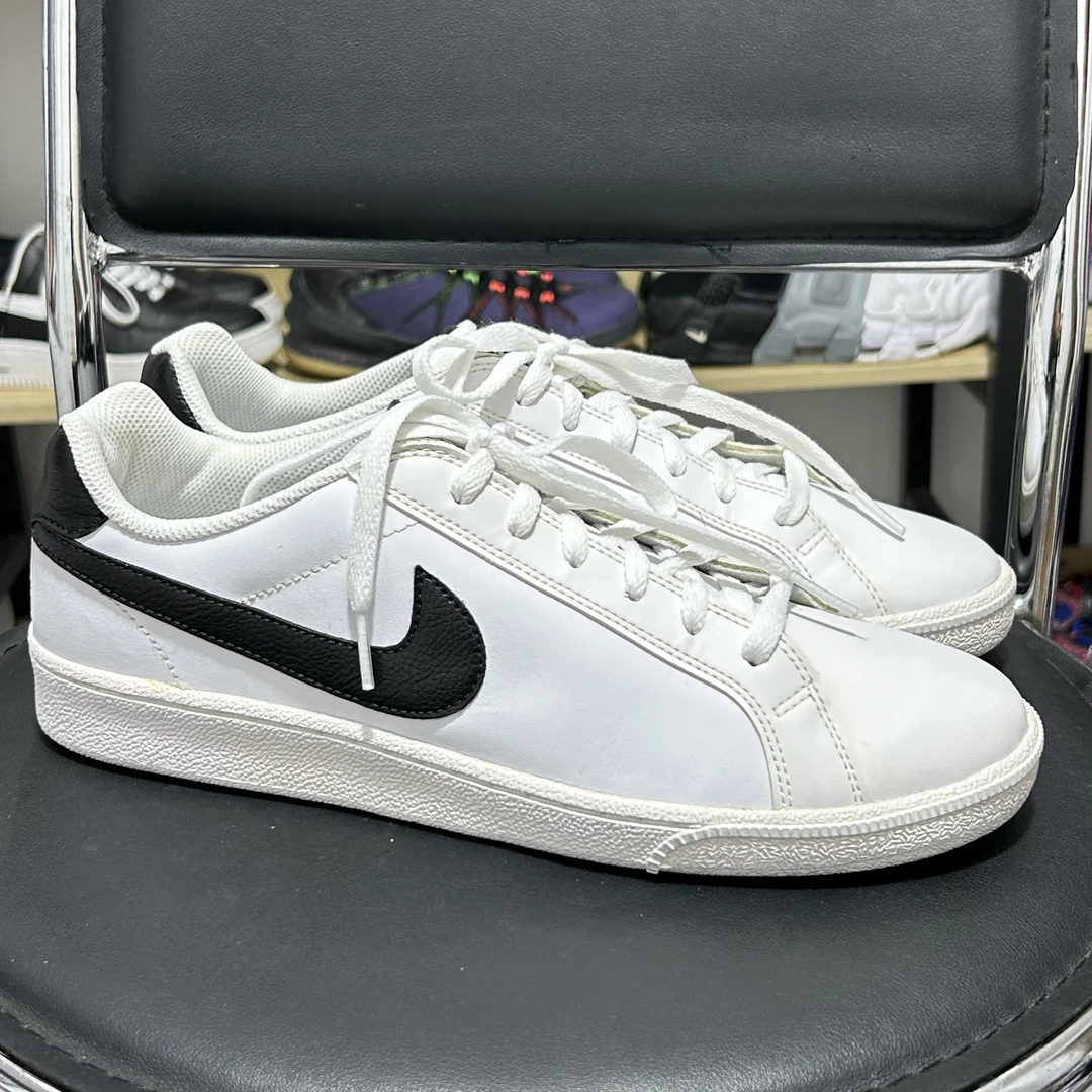 43码 Nike Court Majestic 轻便透气 滑板鞋 白色黑钩 二手