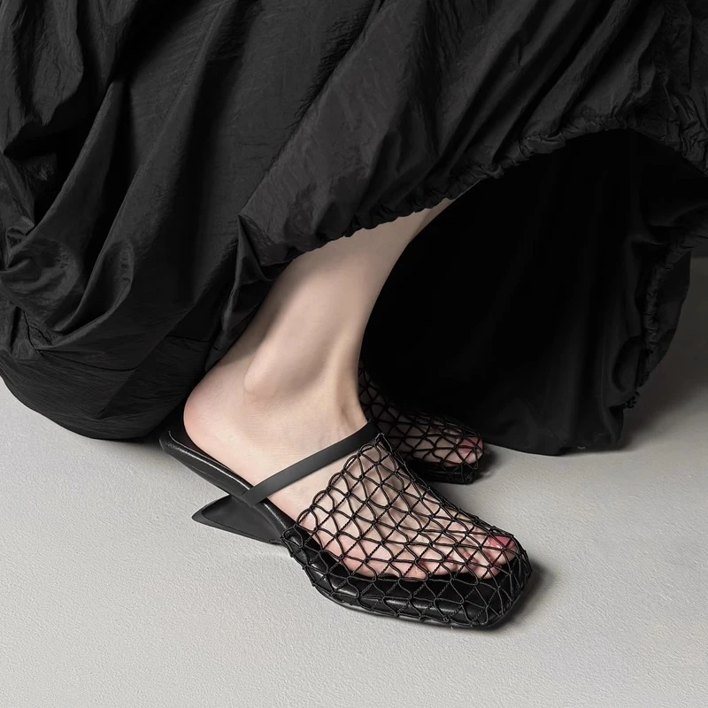 坡跟编织网面镂空包头凉鞋女鞋子外穿2025夏季法式黑色气质高跟鞋