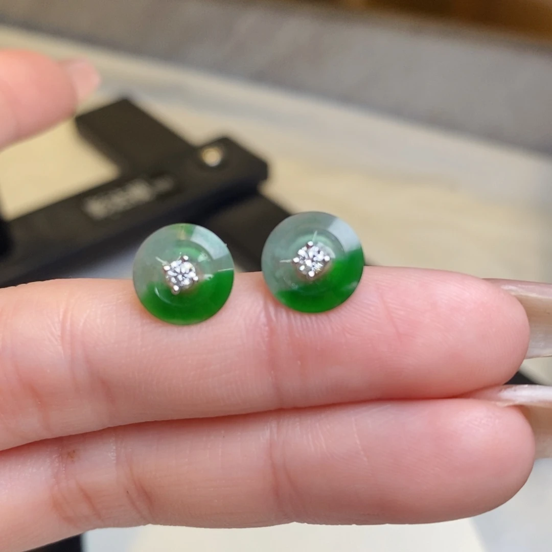 翡翠耳饰18K金镶嵌平安扣