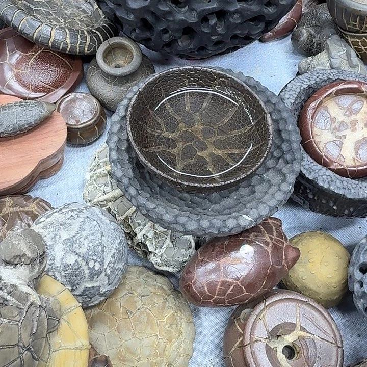 无***回石材龟纹石最低哥