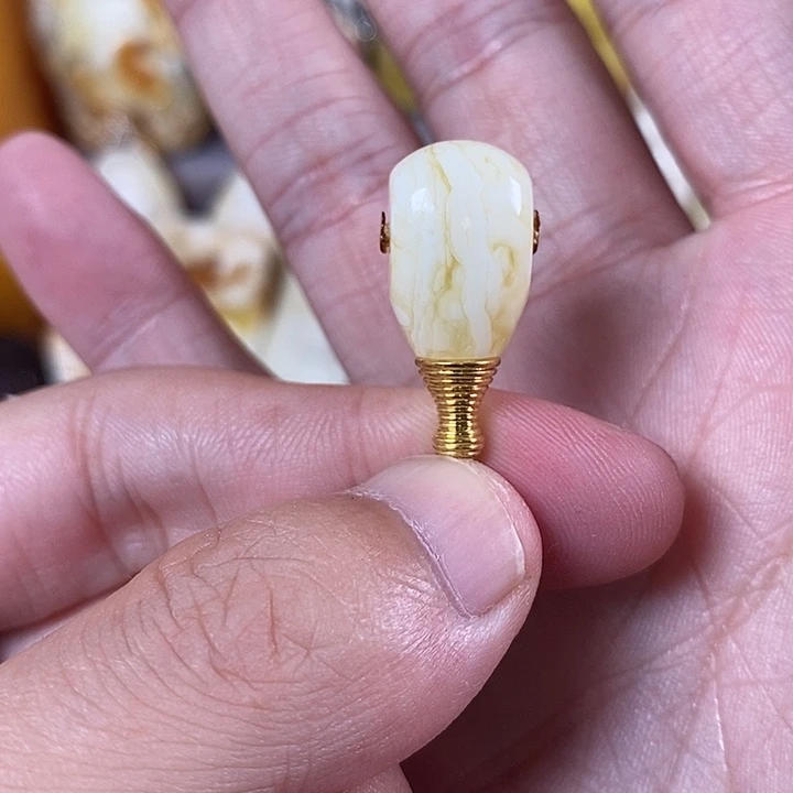 未镶嵌琥珀裸石我