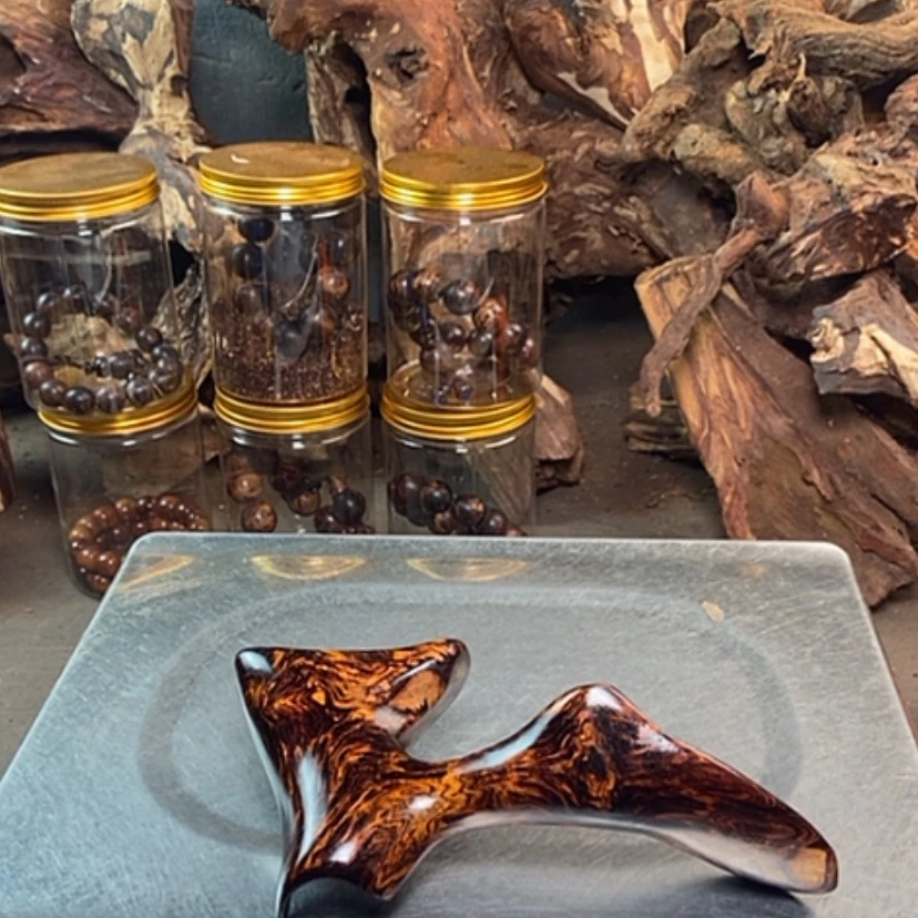 【闪购商品】黄花梨/降香黄檀白****