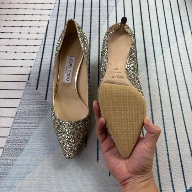 未使用 JIMMY CHOO/吉米周 Jimmychoo金色高跟鞋
