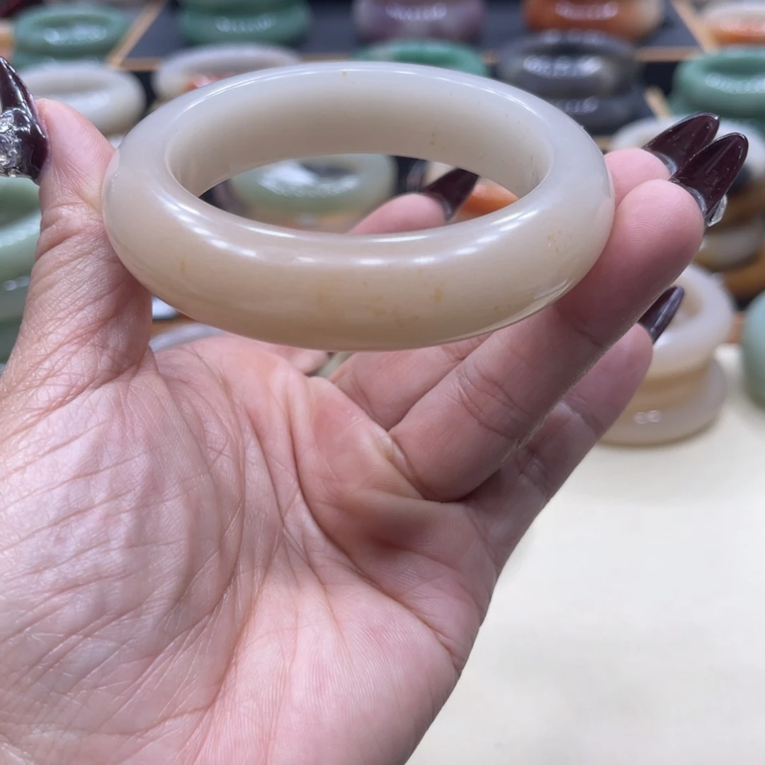 石英质玉手镯合金