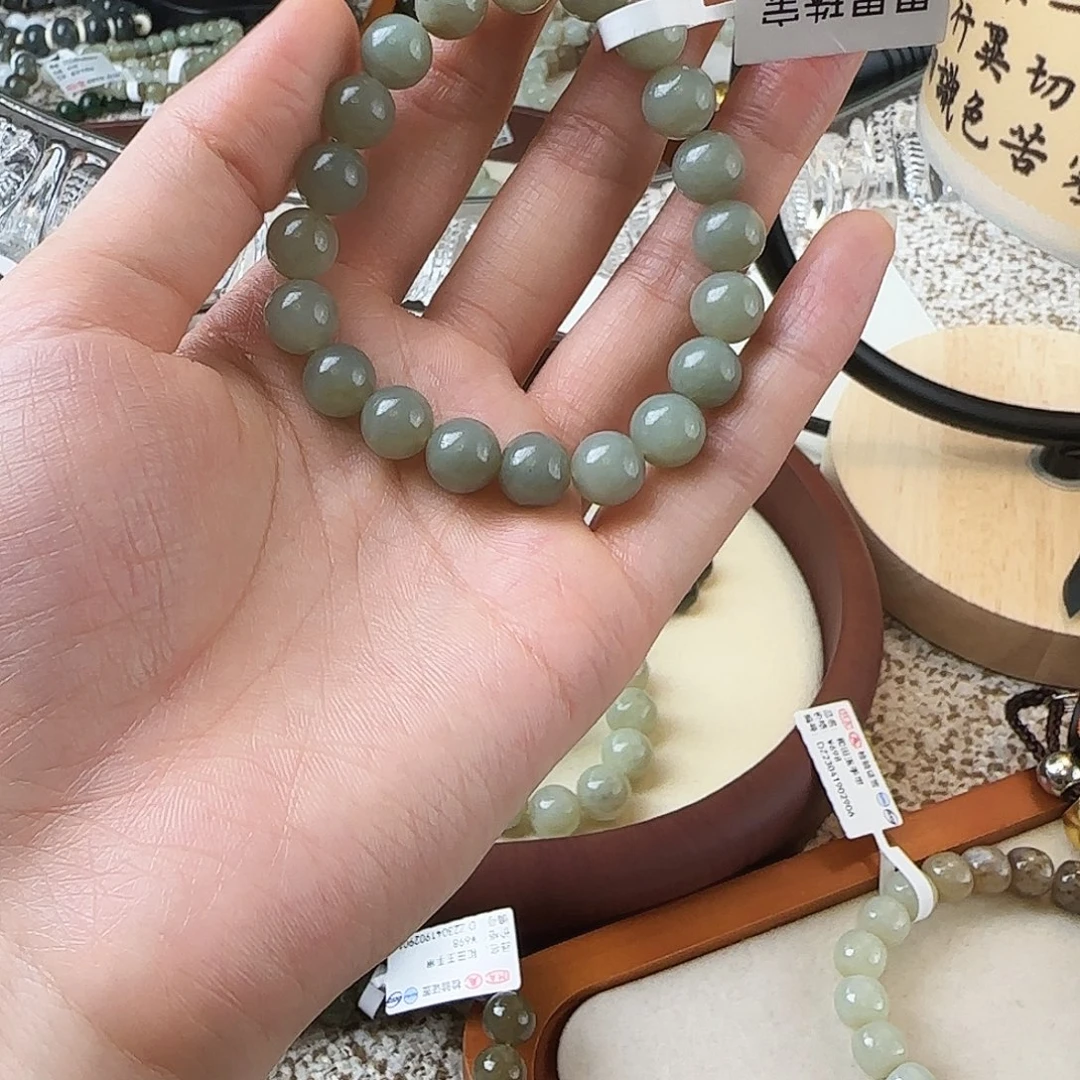 陈***6和田玉未镶嵌手链