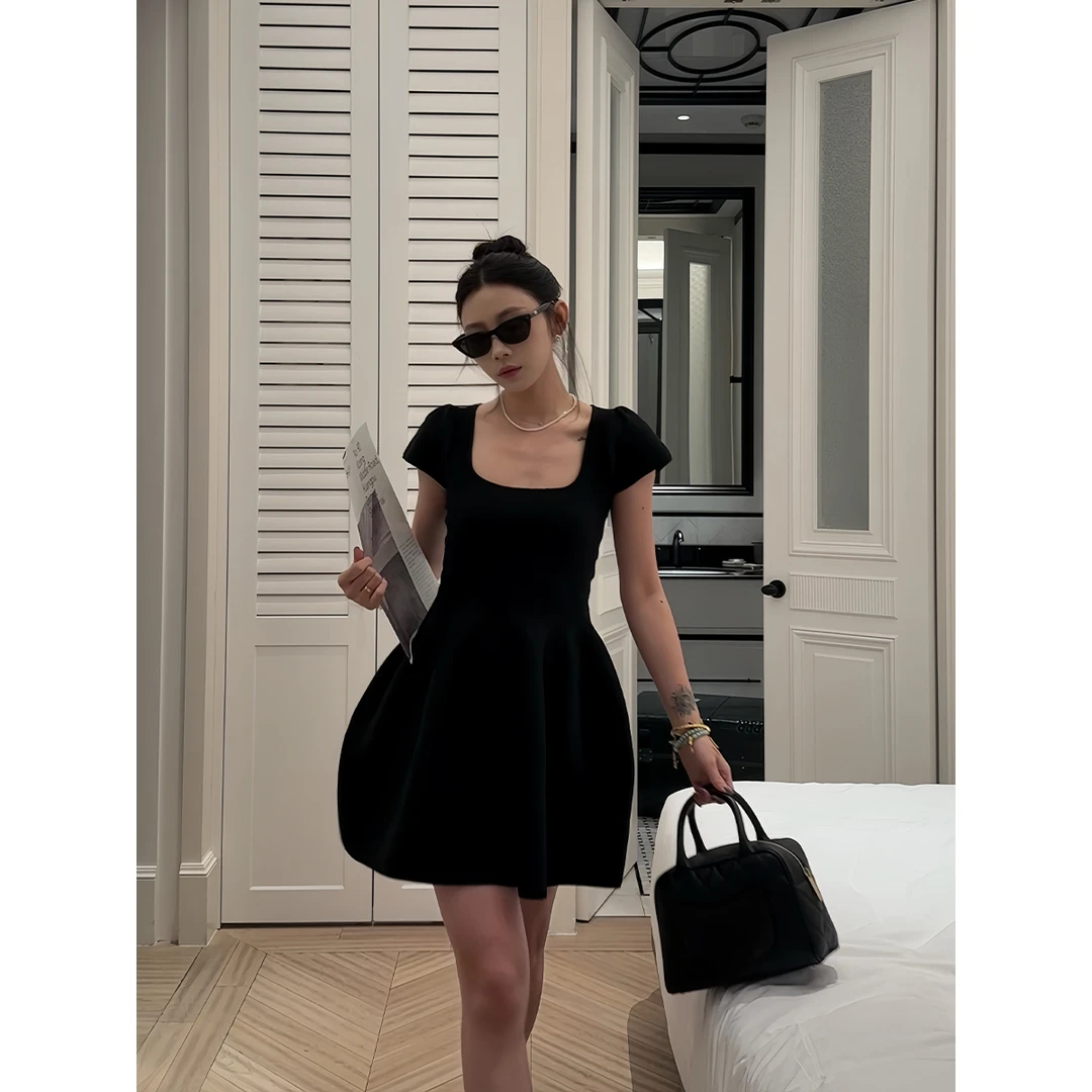 70不是七十【珍妮甜茶】春夏韩系大方领泡泡袖修身显瘦蓬蓬毛织裙