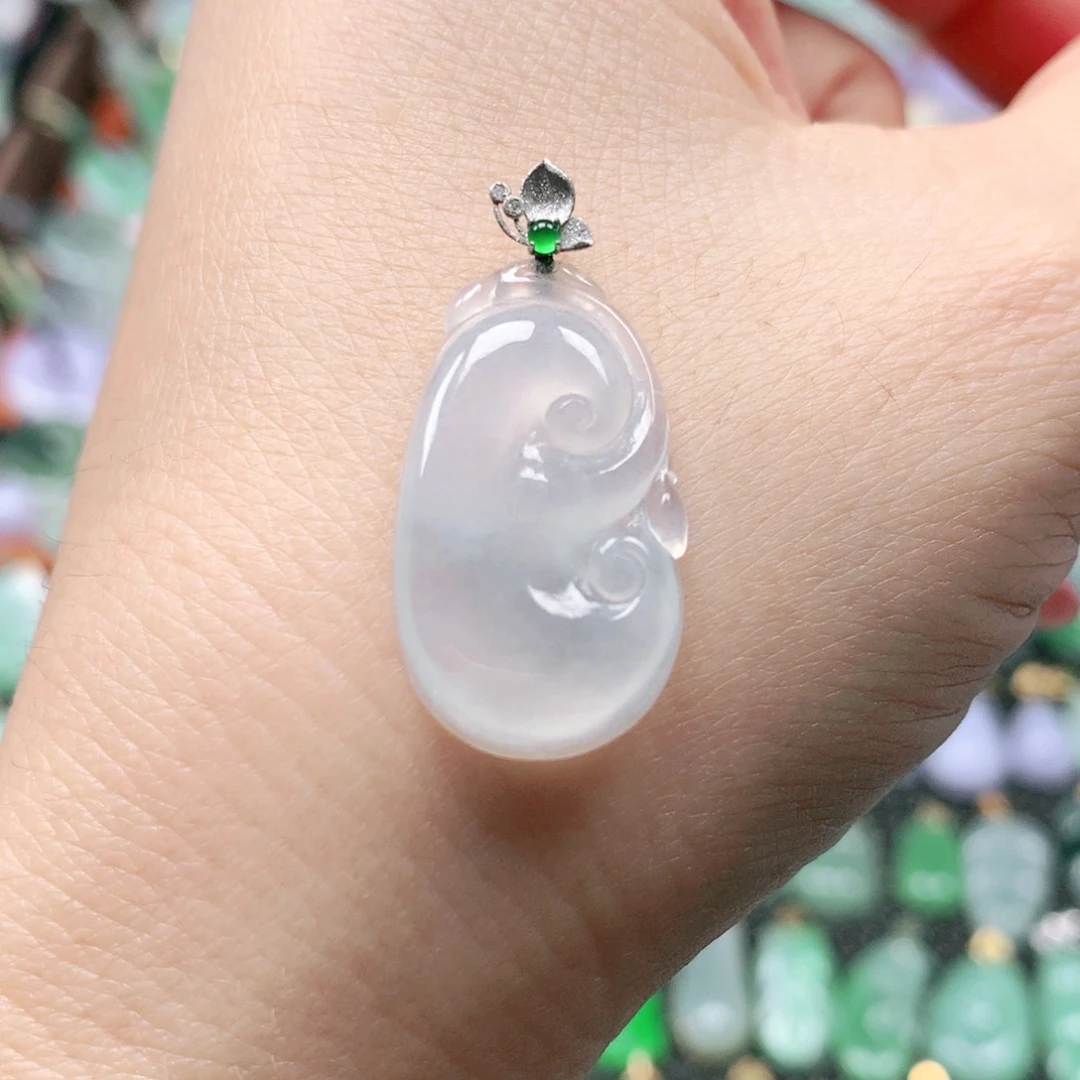 吊坠(不含链)18K金镶嵌翡翠