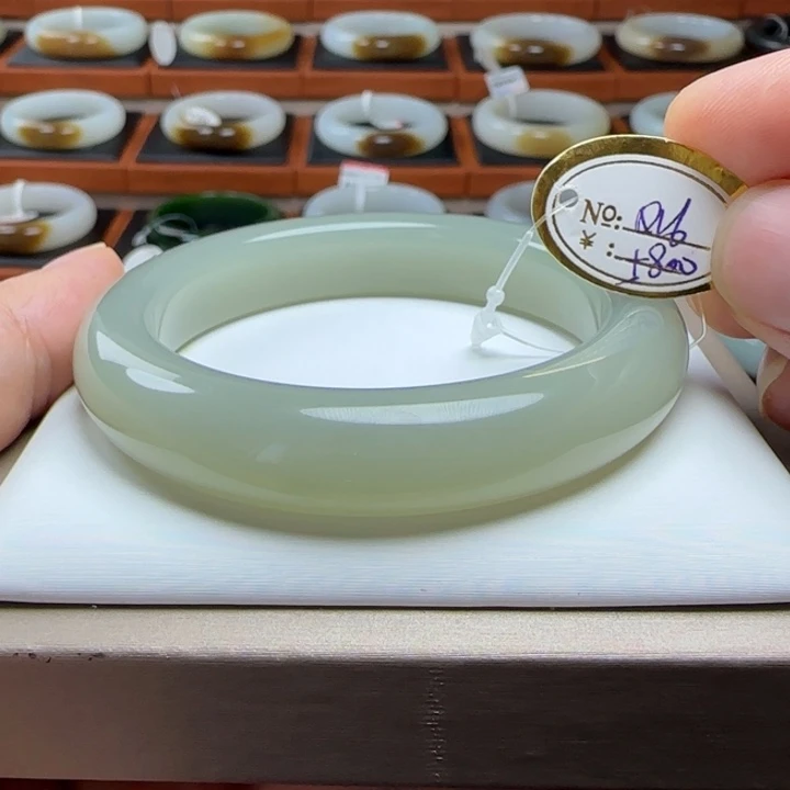 和田玉手镯未镶嵌54+