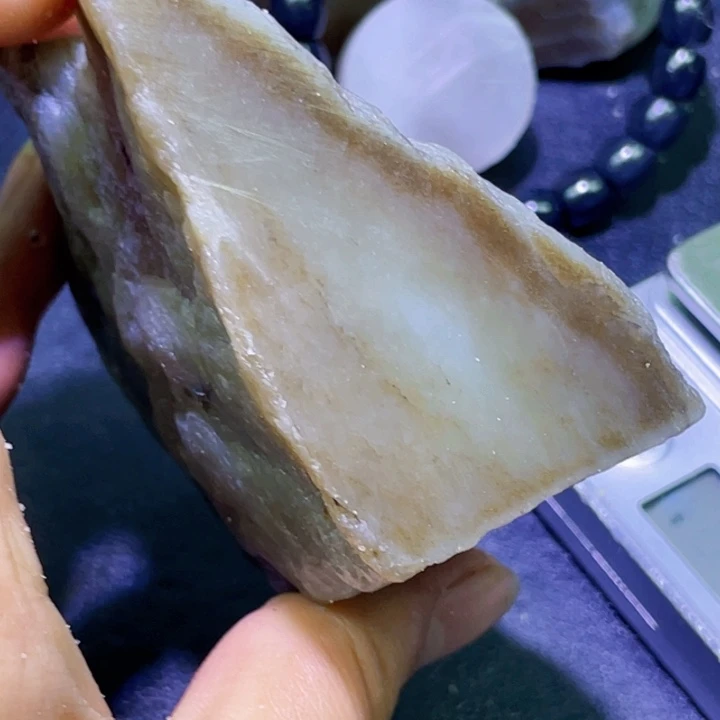 未镶嵌和田玉珠宝半成品