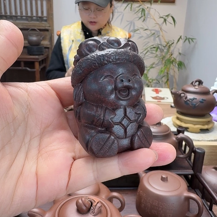 紫泥茶壶精工半手小雕塑