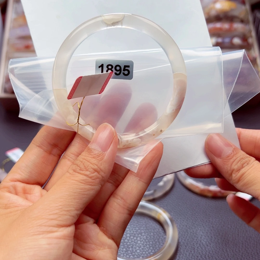 手镯玛瑙/玉髓未镶嵌倾*