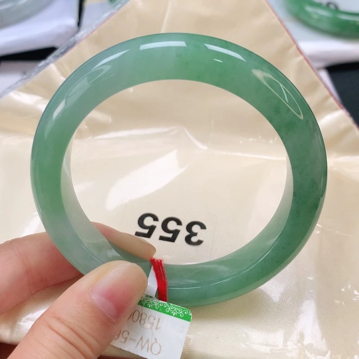 翡翠手镯未镶嵌翡翠手镯56