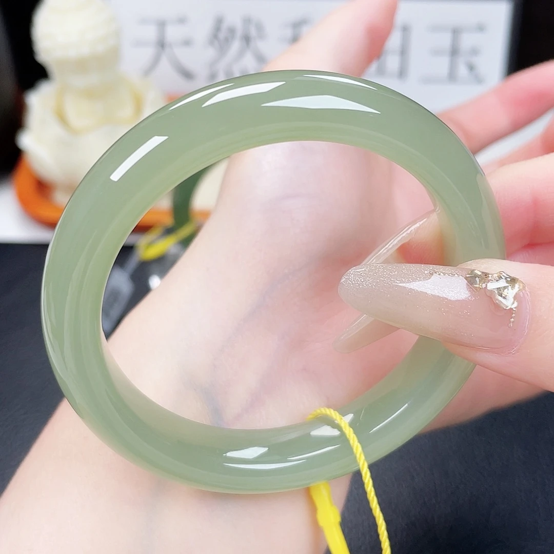 和田玉未镶嵌手镯5657