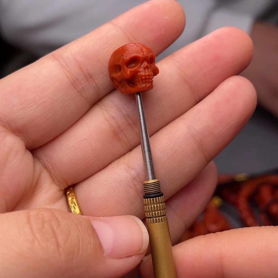 未镶嵌配饰刺骨卡11-12毫米左右南红玛瑙