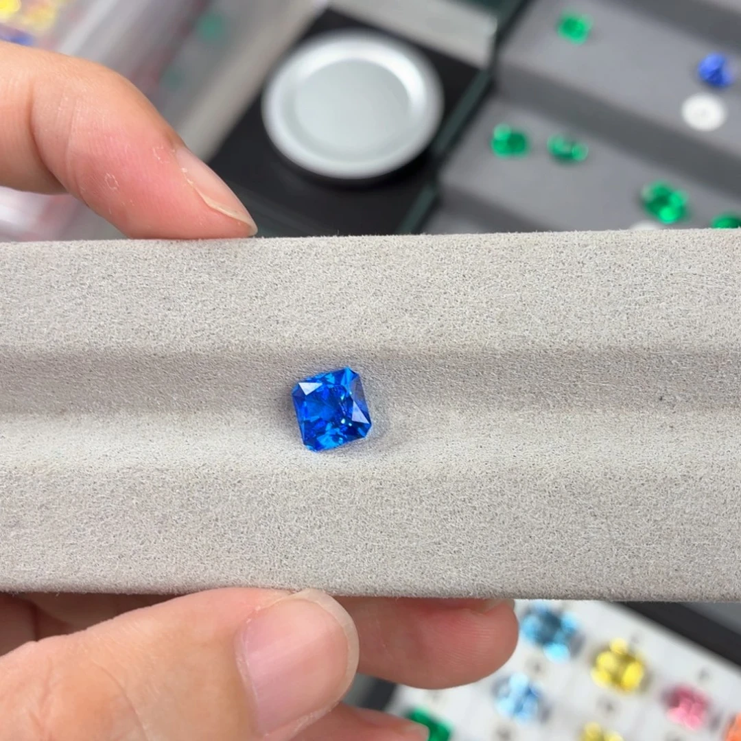 核***君裸石合成（培育）尖晶石2.17ct