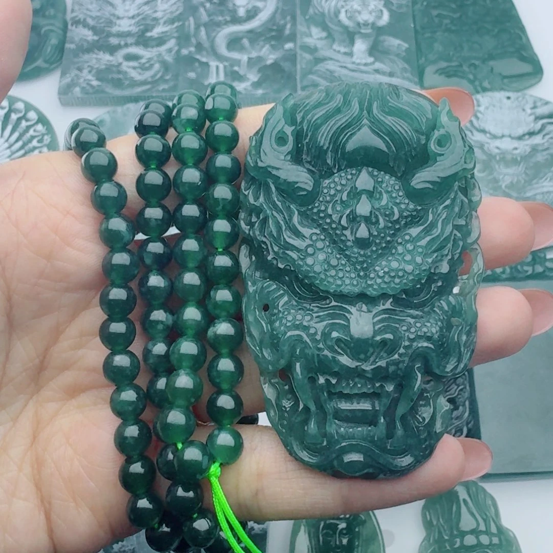 翡翠未镶嵌颈饰多样性发货天然A货翡翠