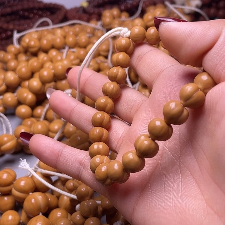 北***狼手串猴头核桃10尺寸镜面柯基屁桃手持全品无暇