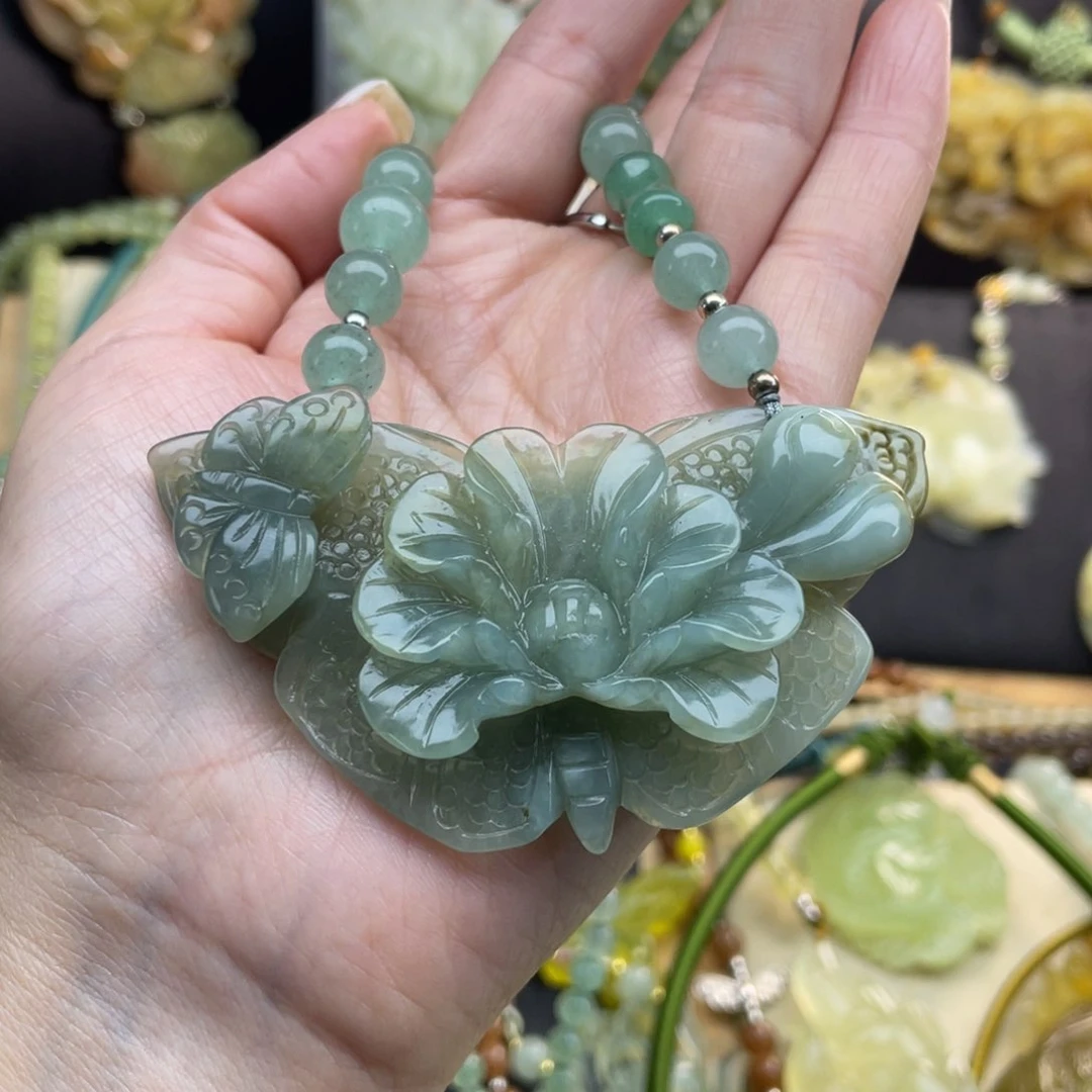 蛇纹石玉颈饰未镶嵌美****强