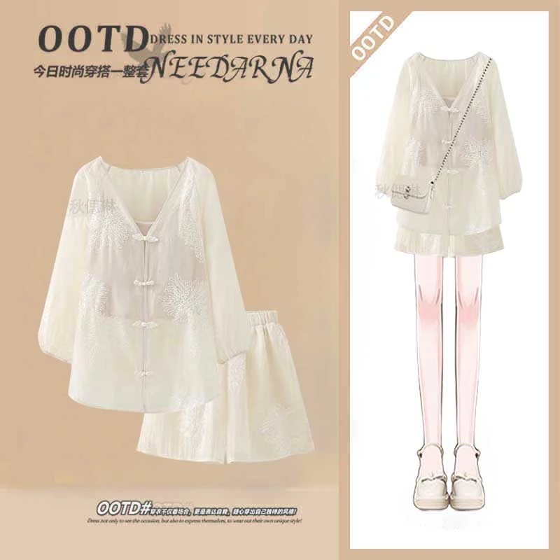 新中式穿搭一整套2025新款刺绣盘扣上衣内搭吊带配阔腿短裤三件套